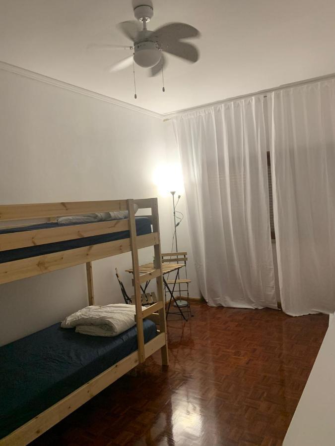 Rostelbem Guesthouse ลิสบอน ภายนอก รูปภาพ