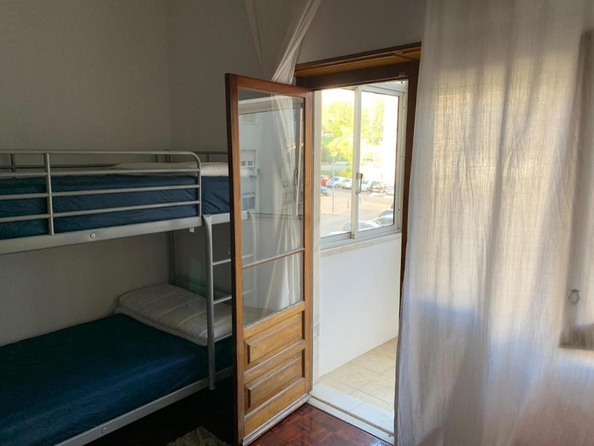 Rostelbem Guesthouse ลิสบอน ภายนอก รูปภาพ