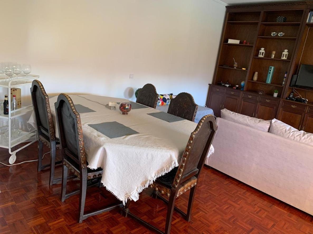 Rostelbem Guesthouse ลิสบอน ภายนอก รูปภาพ