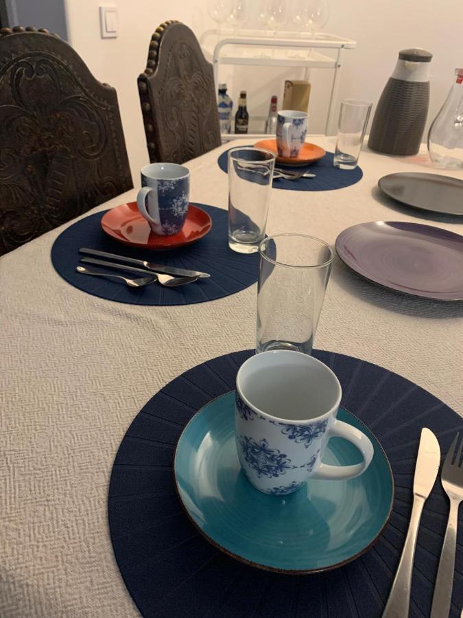 Rostelbem Guesthouse ลิสบอน ภายนอก รูปภาพ