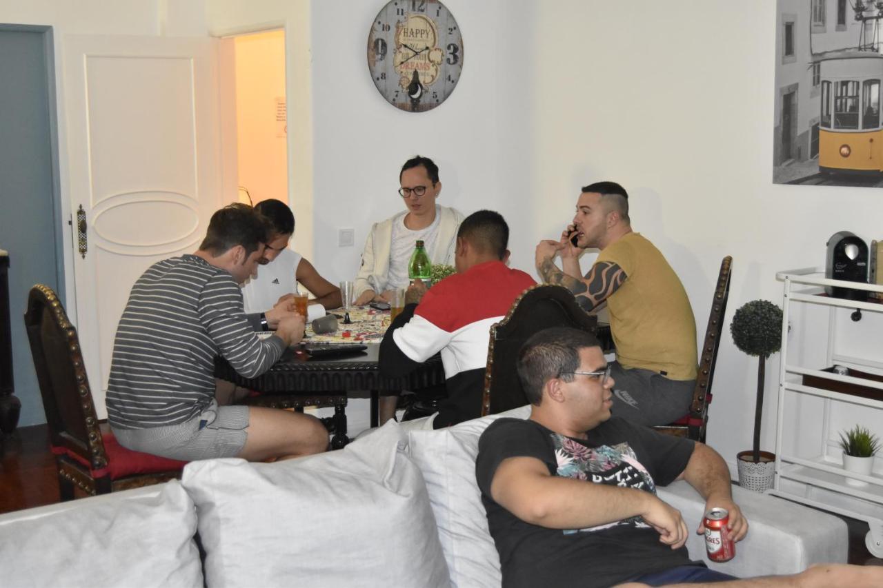 Rostelbem Guesthouse ลิสบอน ภายนอก รูปภาพ